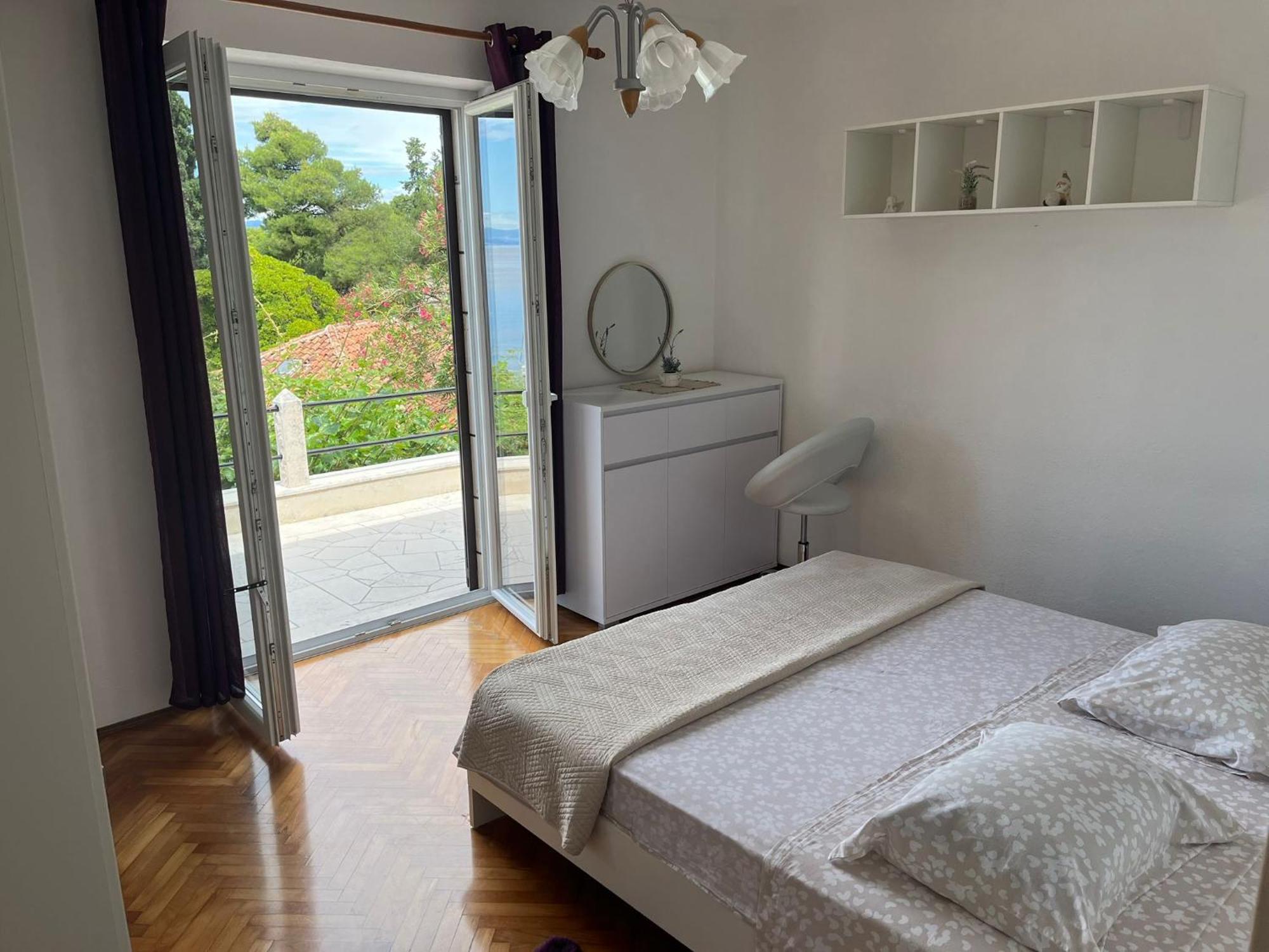 Sunset By The Sea Apartment Splitska Exterior photo